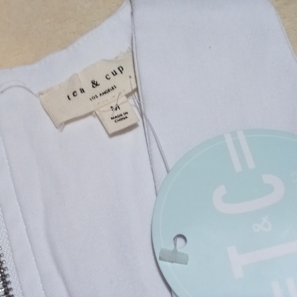 Top - Picture 3 of 4